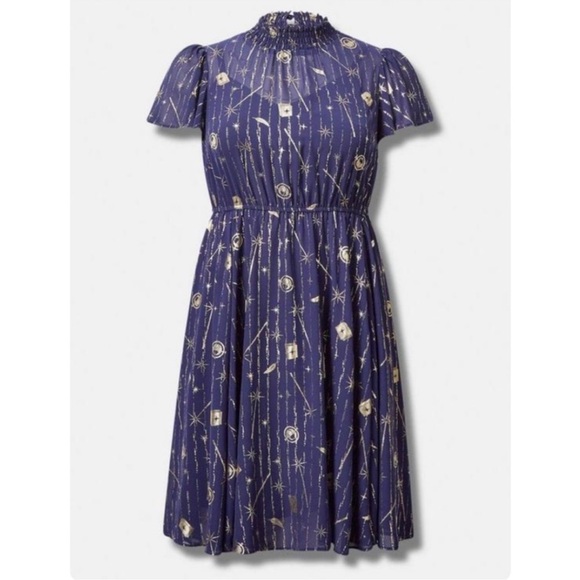 torrid Dresses & Skirts - Torrid x Harry Potter WB Flutter Sleeve Dress Size 2 18/20